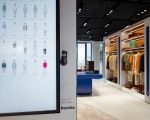 Milano: Deloitte e Larusmiani presentano il primo store ibrido nel Quadrilatero della moda