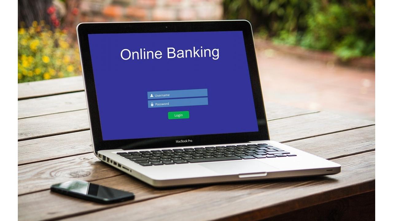 Open Banking: crescono del 49,2% gli italiani con almeno un conto connesso